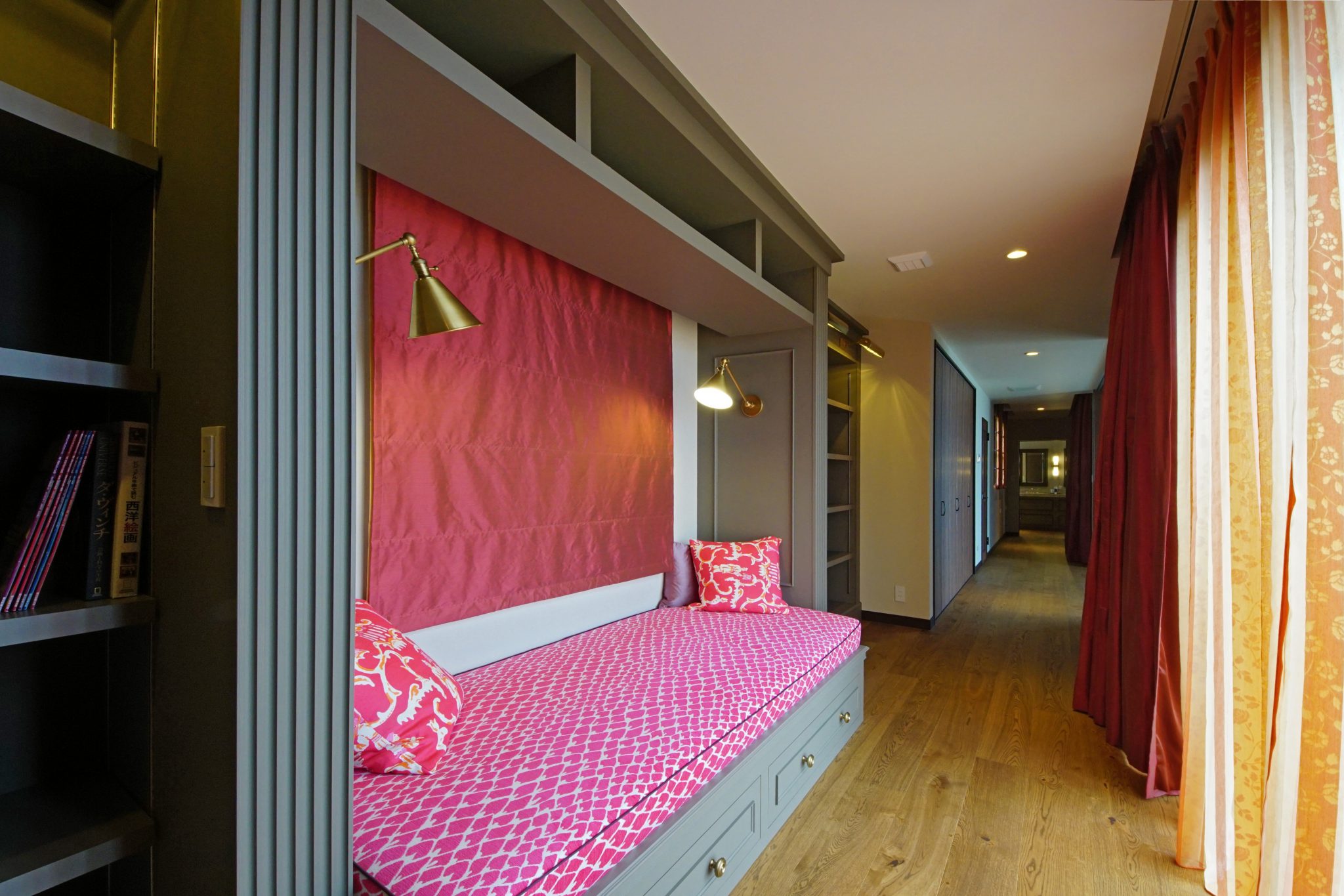 パブリックスペースでは思い思いの時間を