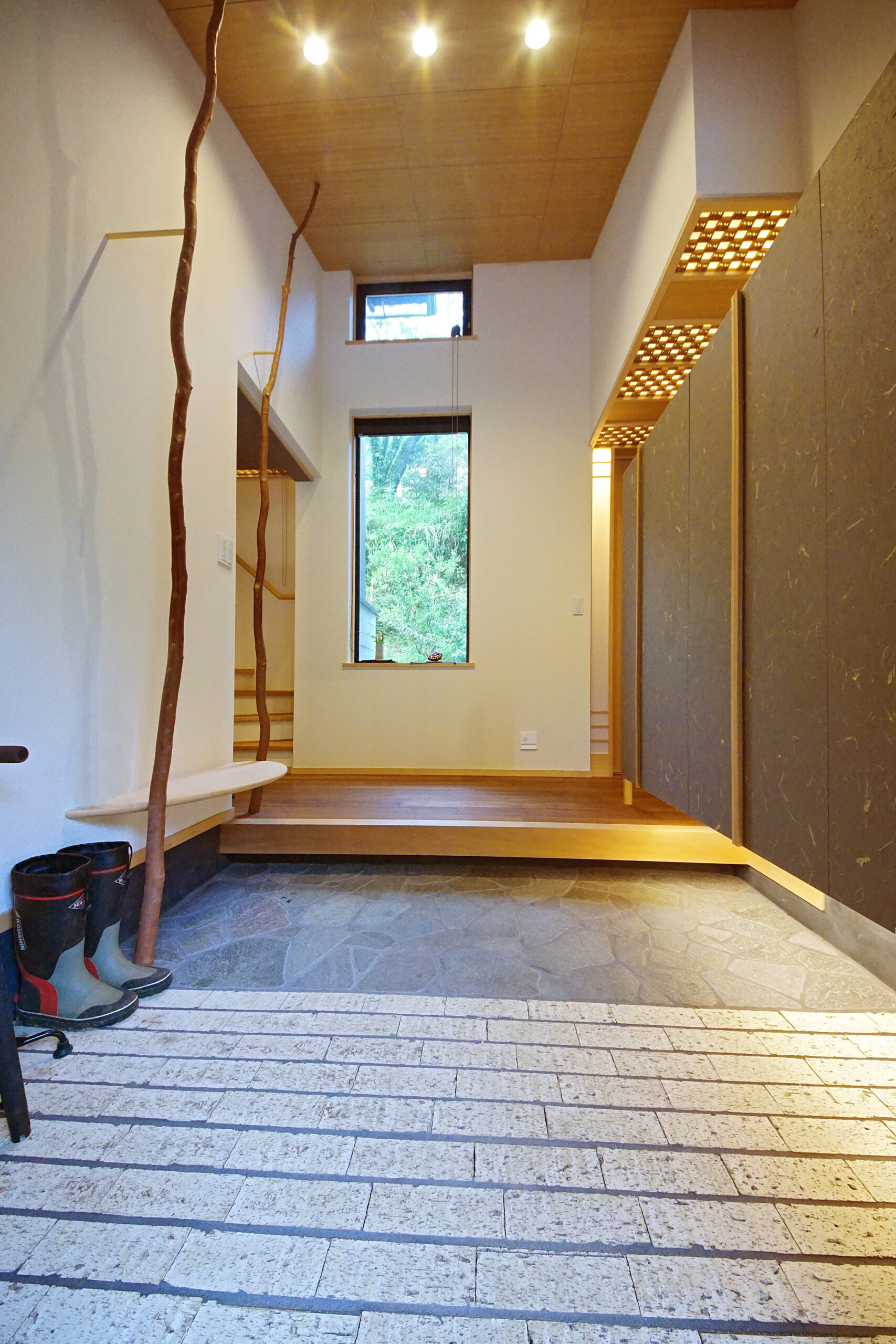 玄関にもひと工夫