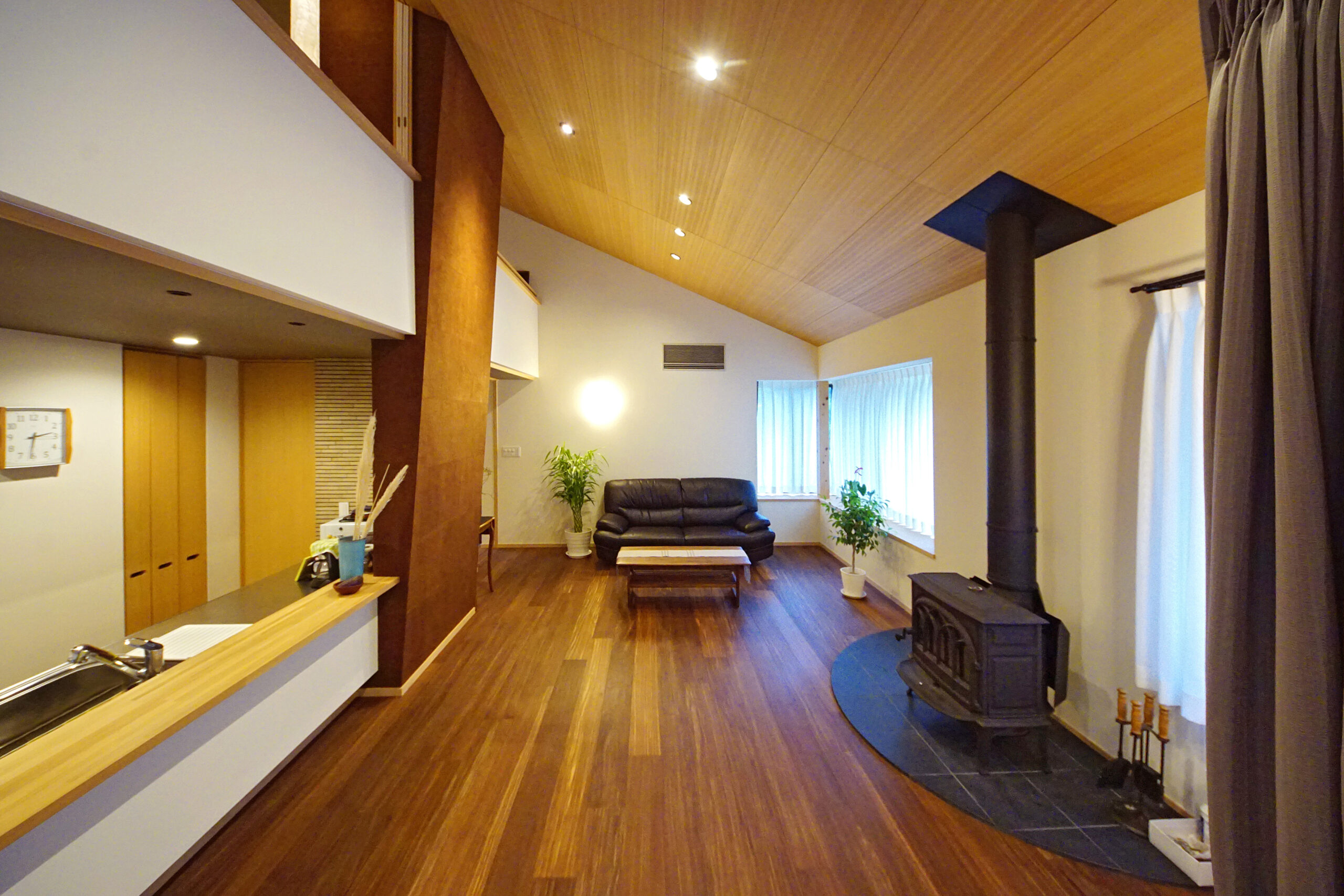 日々の暮らしに溶け込むデザイン