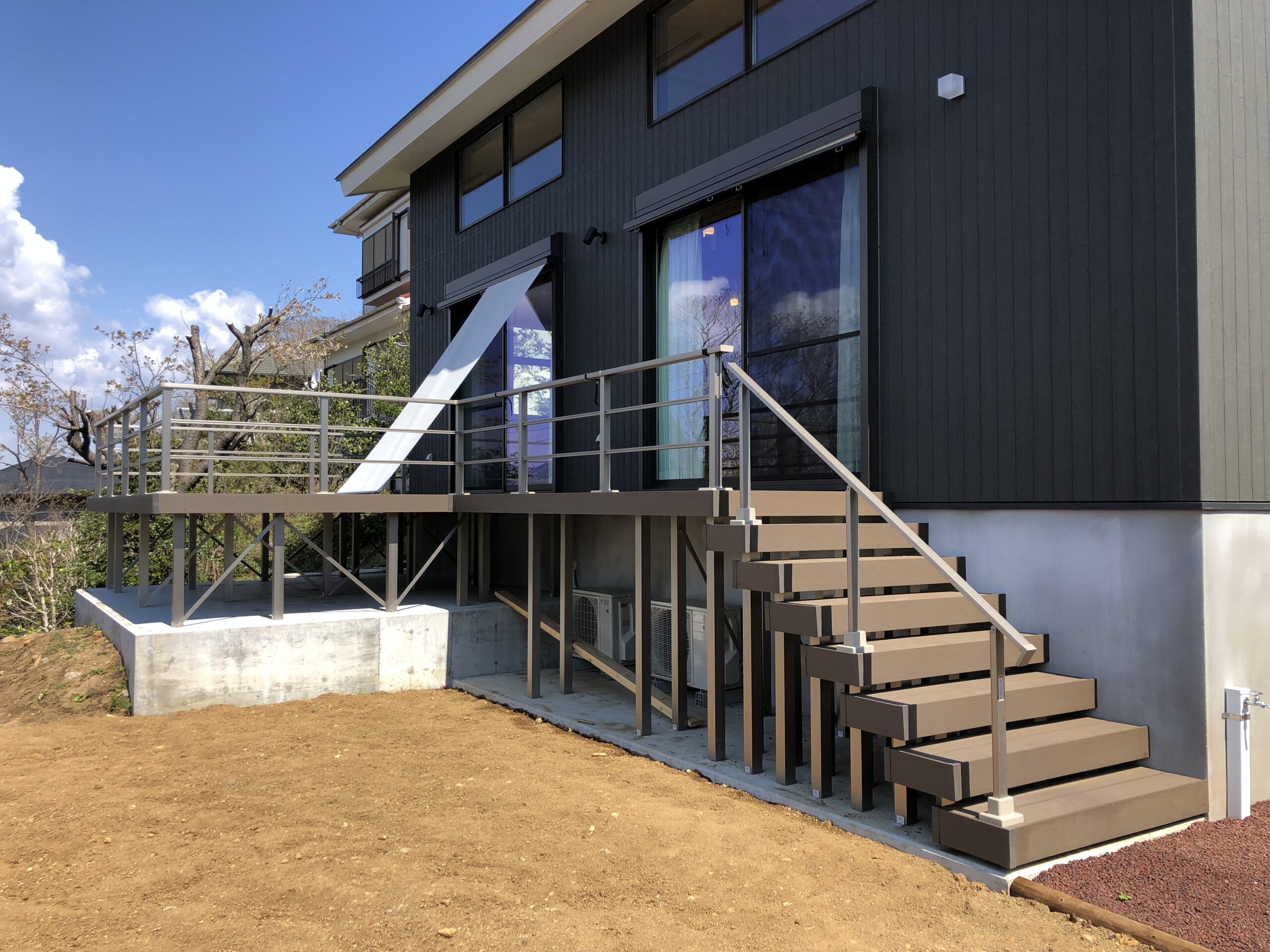 伊豆に楽しむアウトドアリビング