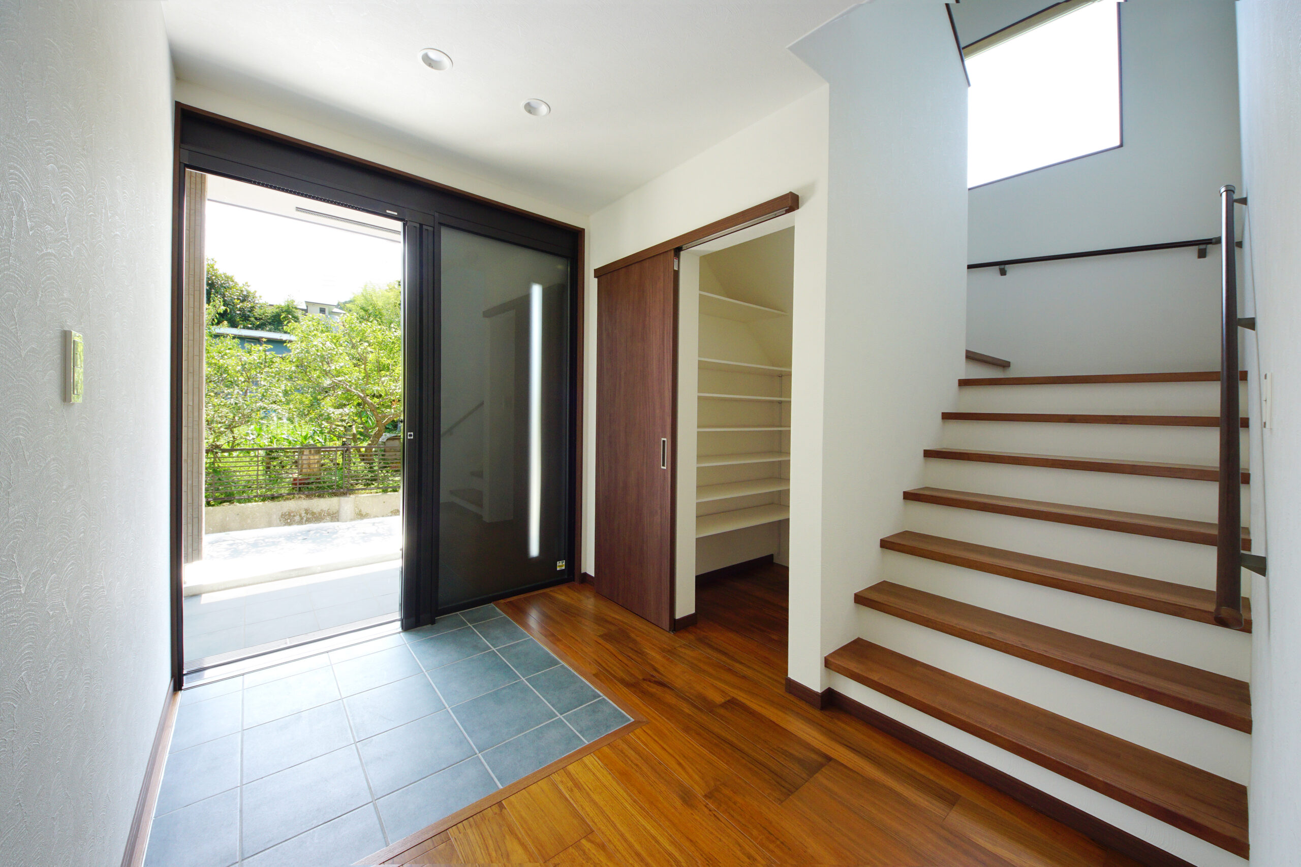 幅広階段のある"ゆとり"