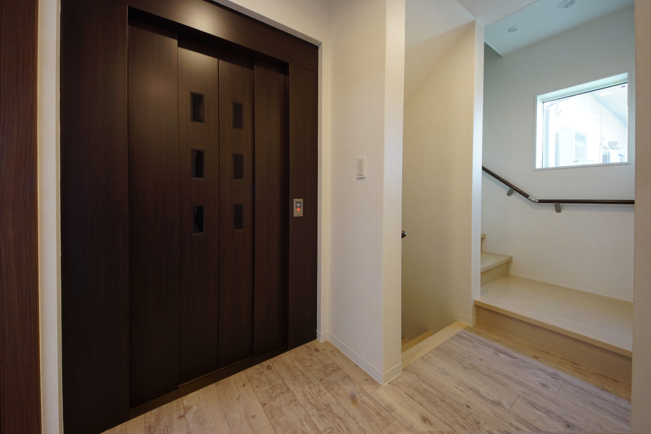 ホームエレベーター