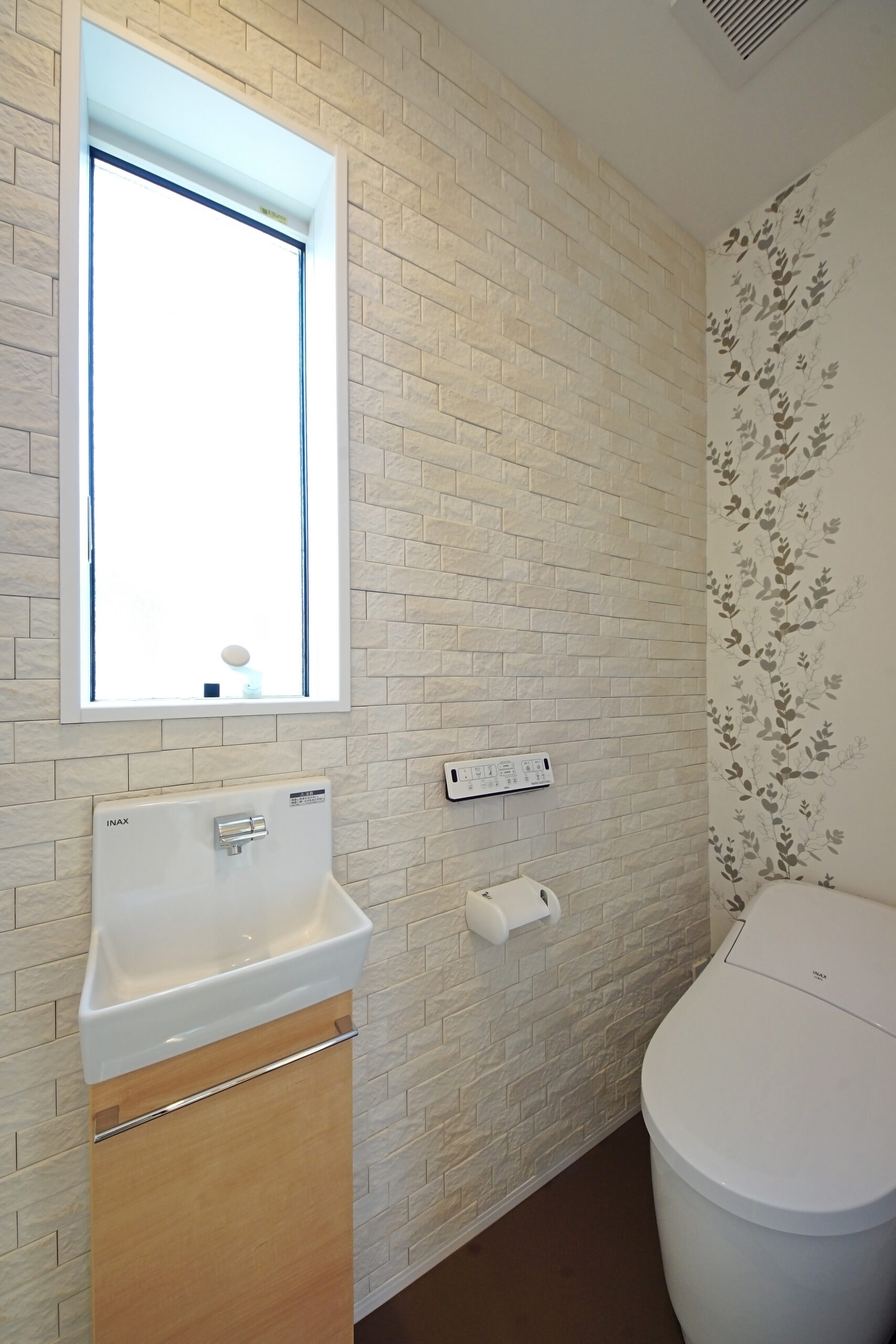 エコカラットでにおいも湿気もシャットアウト