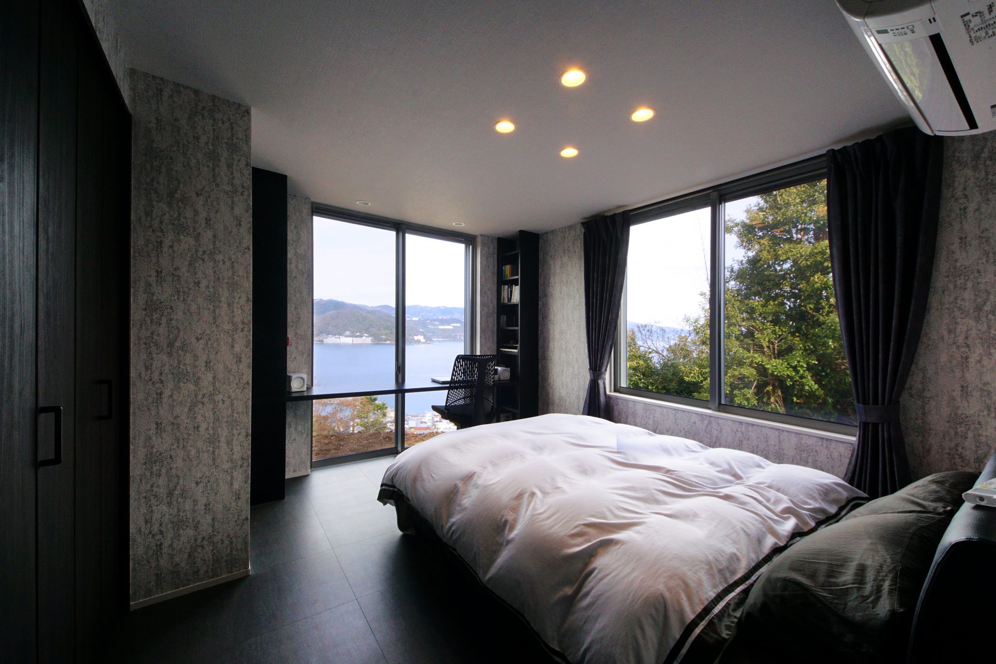 テレワーク対応、書斎コーナーのあるベッドルーム