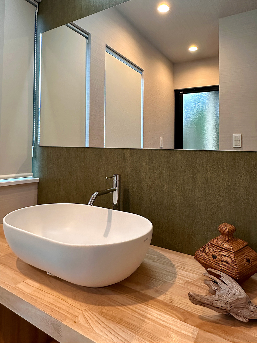 シンプルで洗練された水まわり