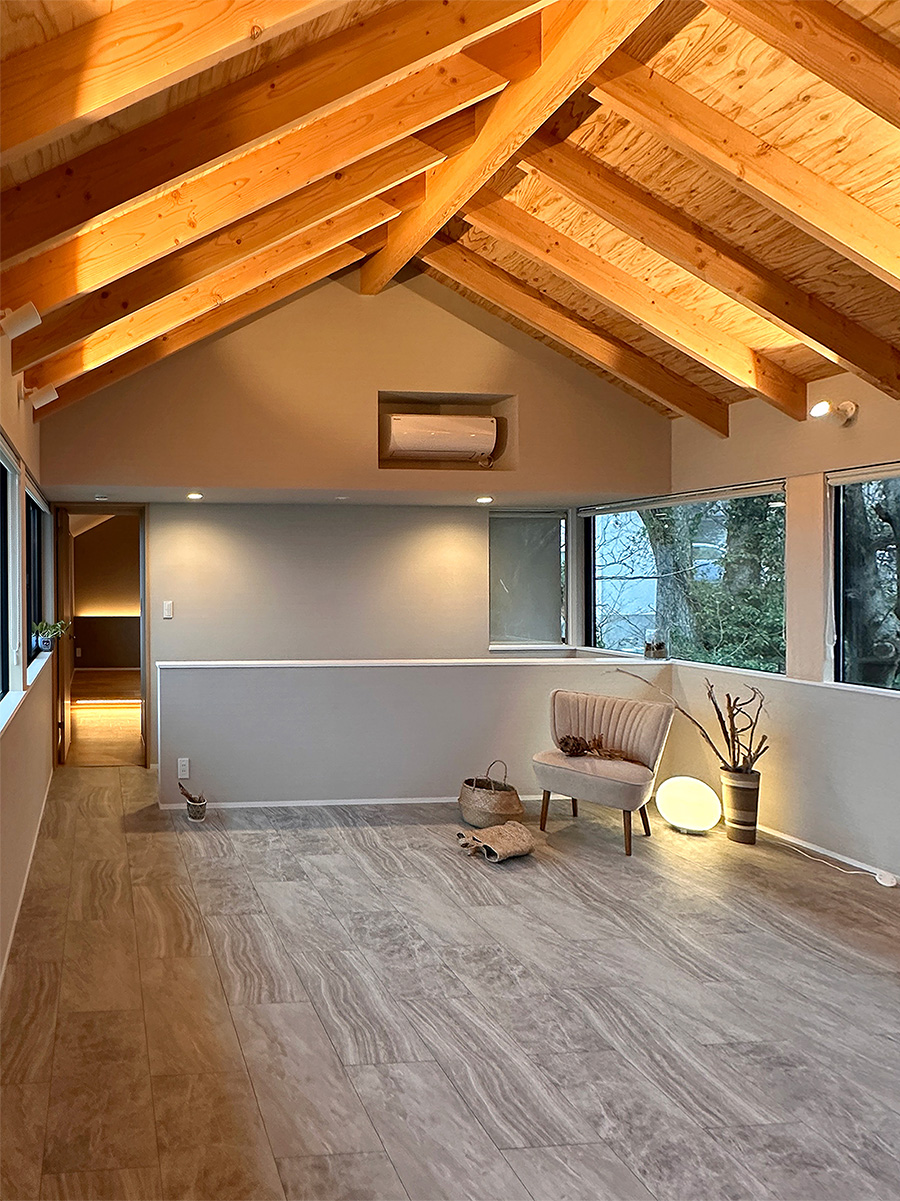 伊豆の自然を借景したナチュラルリビング