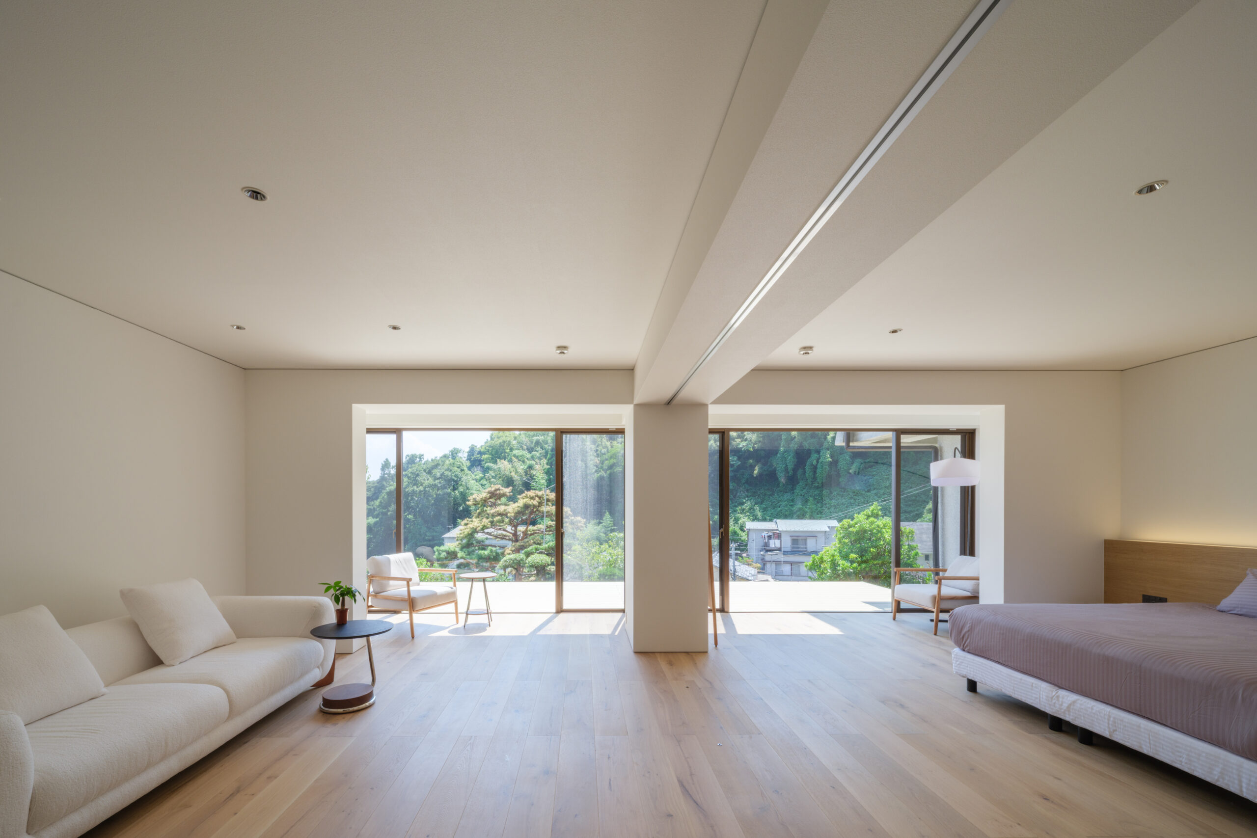 クロス刷新で生まれ変わるスタイリッシュ空間