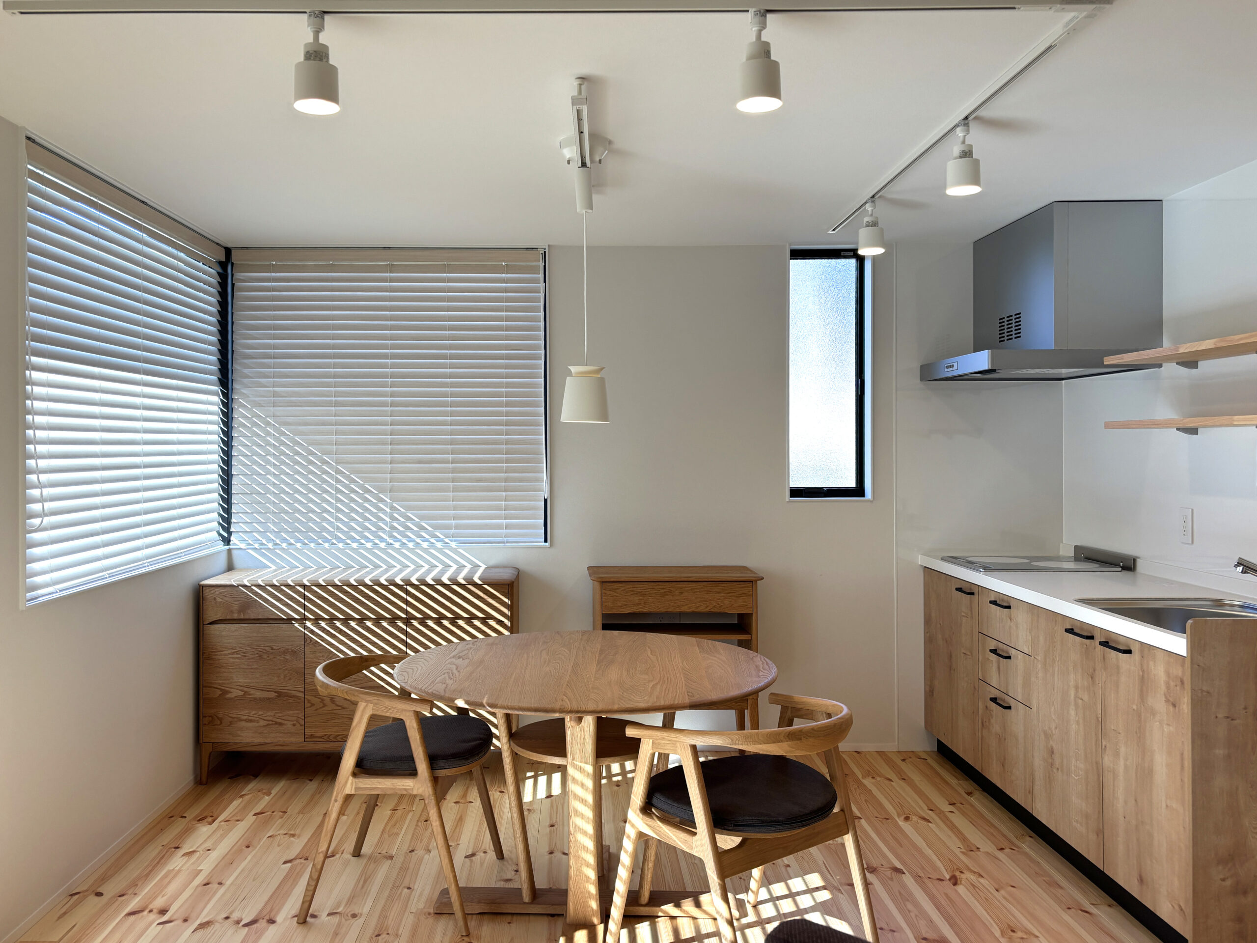 キッチン | 木のぬくもりに包まれた食卓